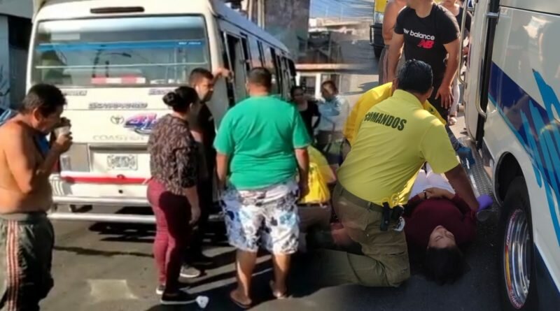 Microbús de la ruta 41 A atropello a una mujer de 46 años, todo por ir peleando una vía con otro microbusero. Microbús de la ruta 41 A atropello a una mujer de 46 años, todo por ir peleando una vía con otro microbusero.